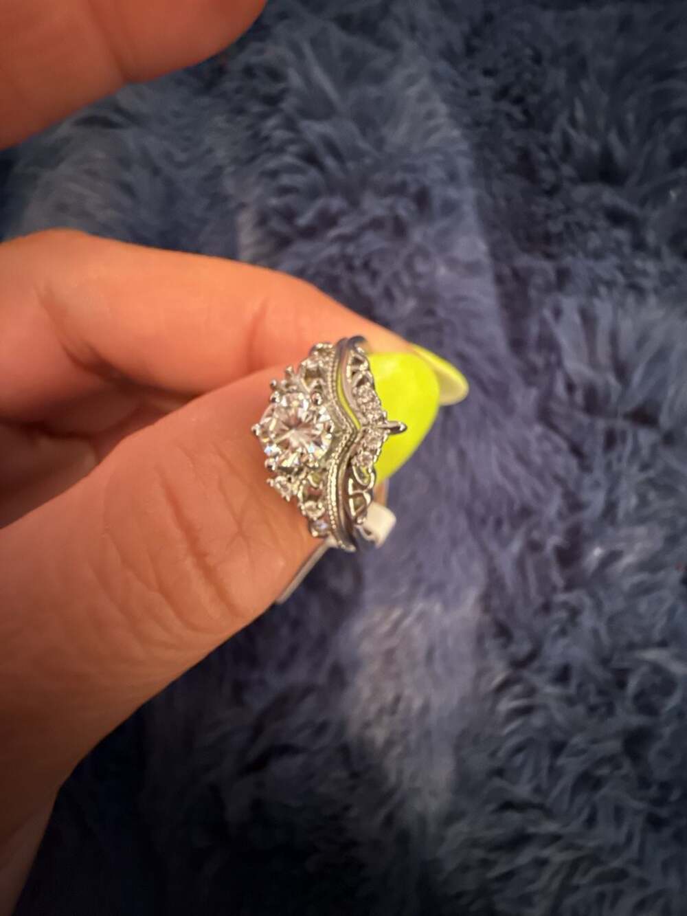 Moissanite VVS1-D Color Round Cut Engagement Ring with Matching Chevron Band, Si
